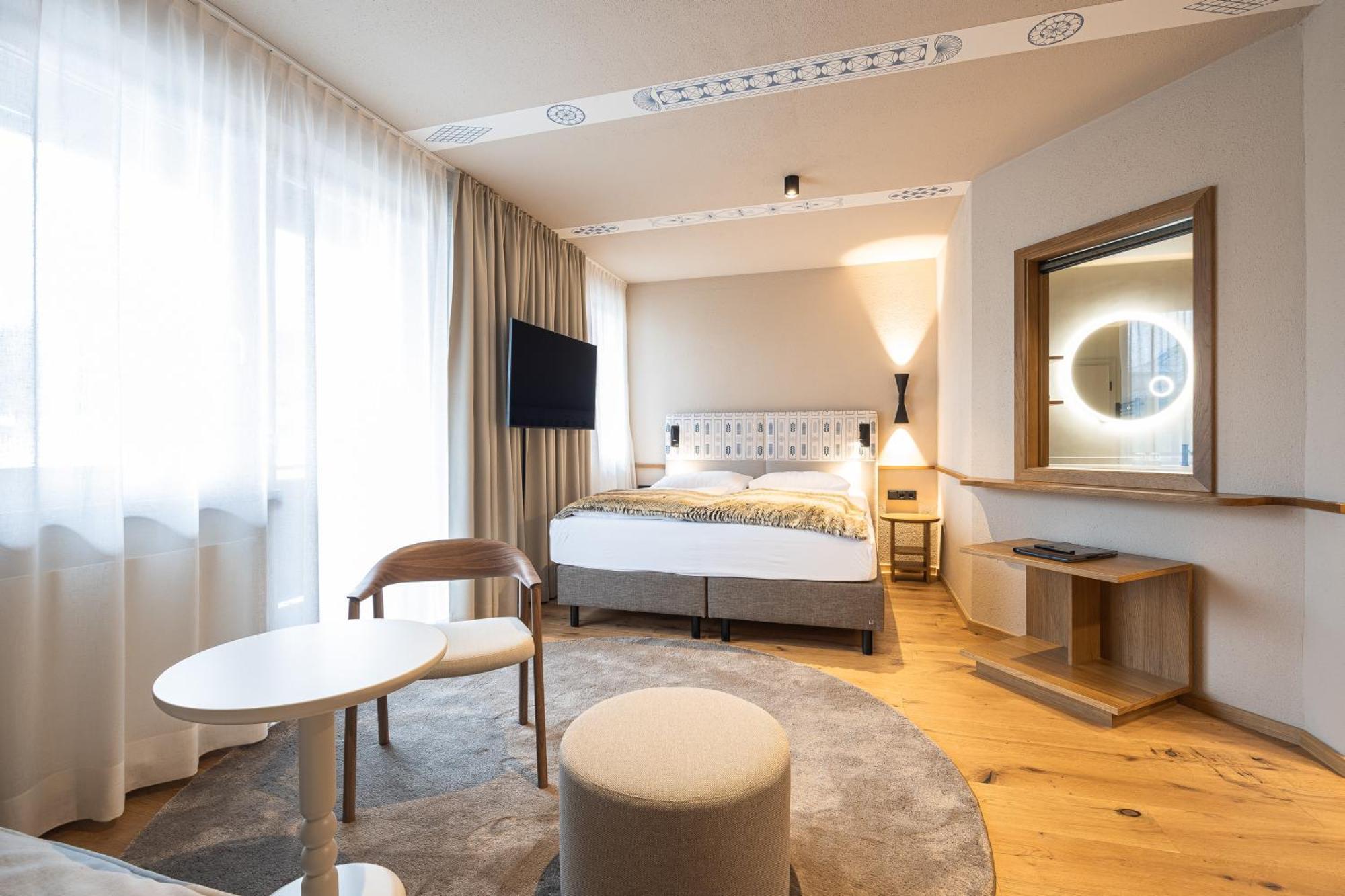 Hotel Neue Post เซลล์อัมเซ ภายนอก รูปภาพ