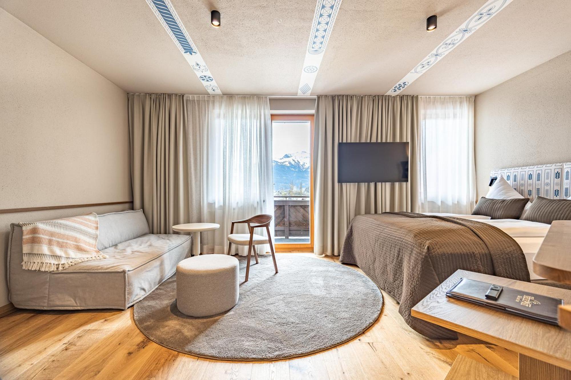 Hotel Neue Post เซลล์อัมเซ ภายนอก รูปภาพ