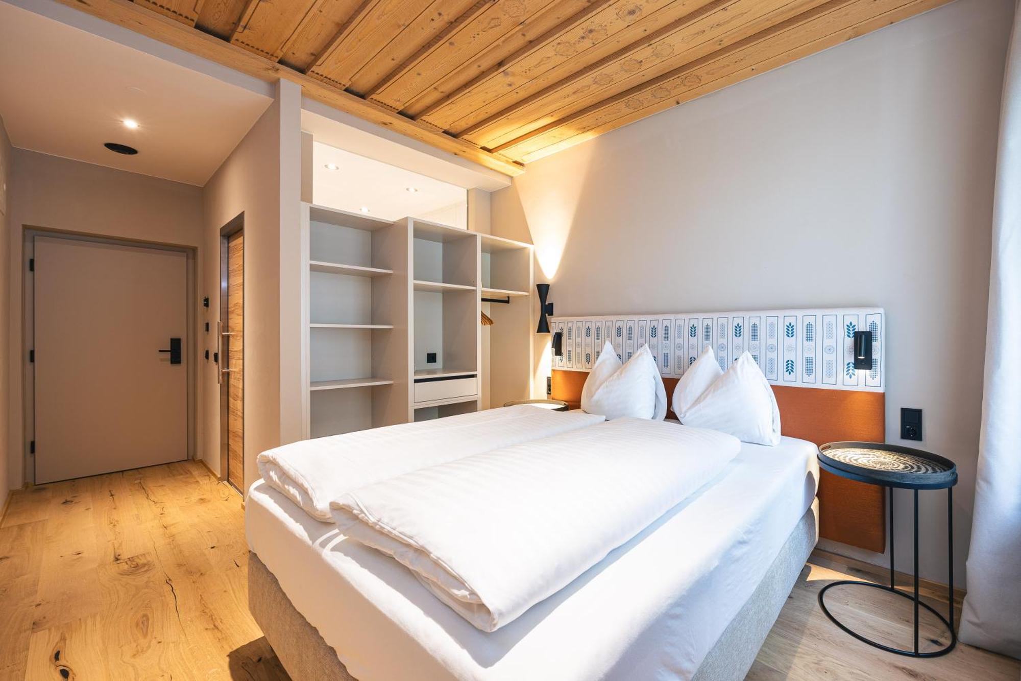 Hotel Neue Post เซลล์อัมเซ ภายนอก รูปภาพ