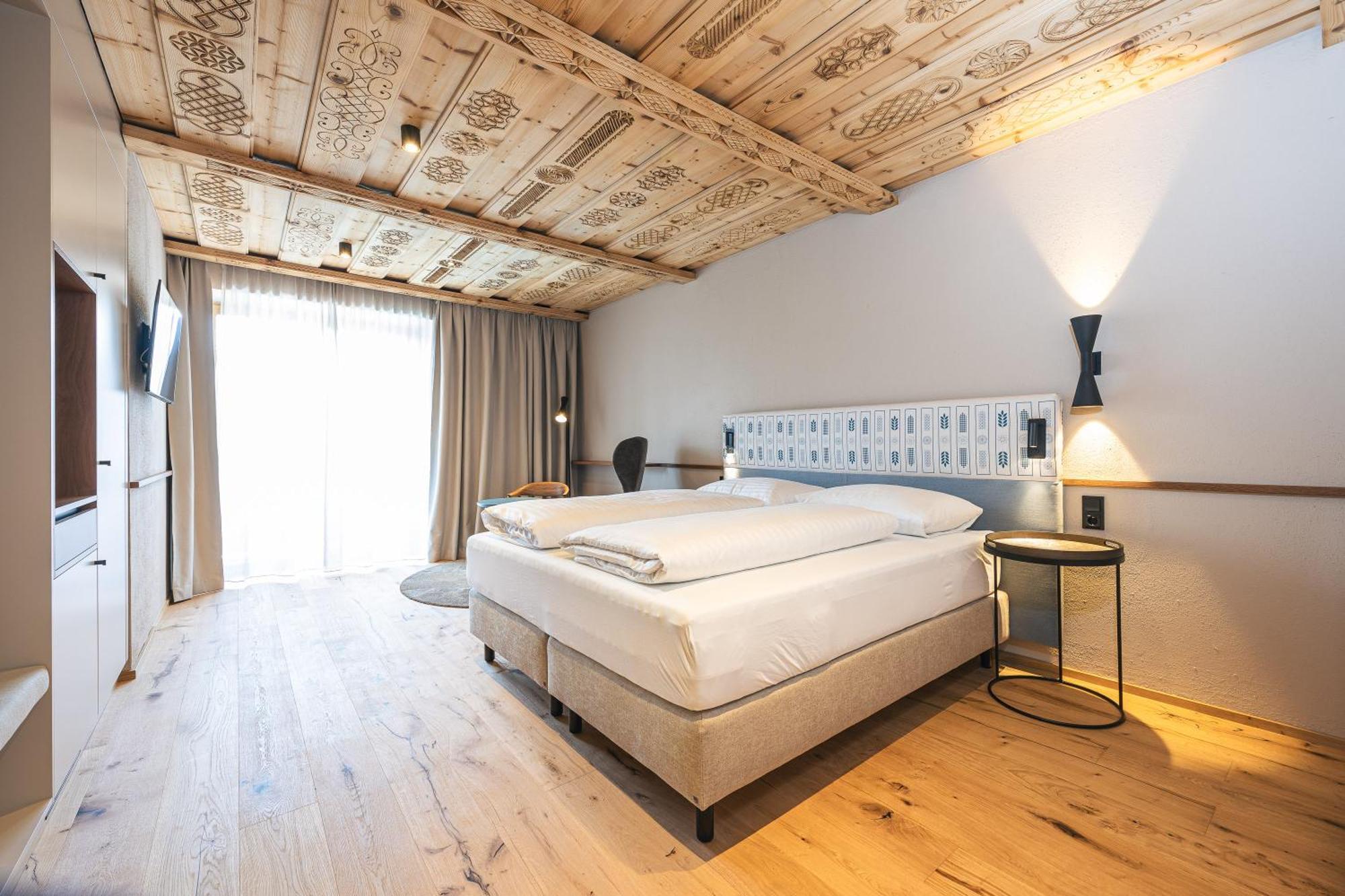 Hotel Neue Post เซลล์อัมเซ ภายนอก รูปภาพ