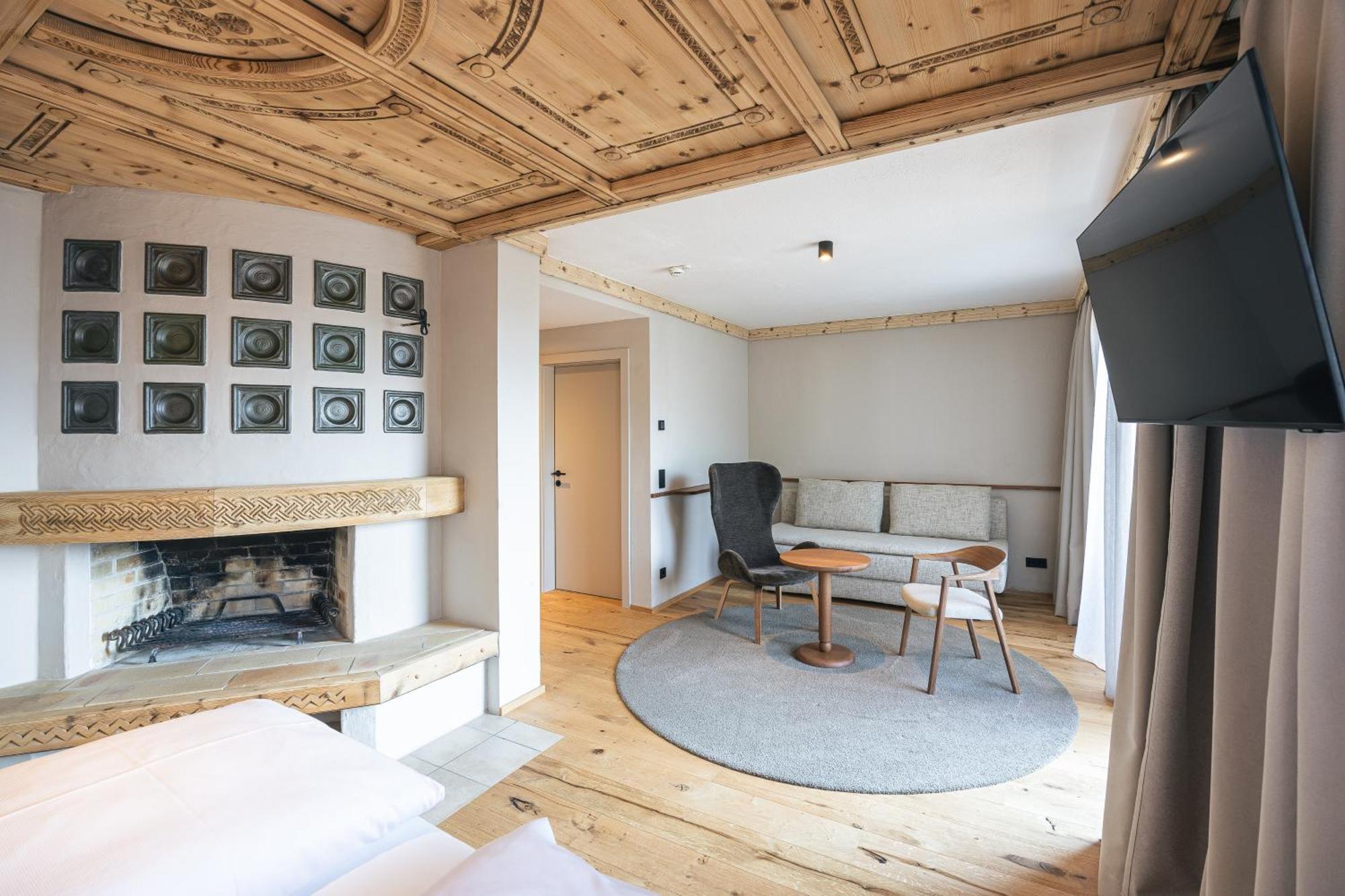 Hotel Neue Post เซลล์อัมเซ ภายนอก รูปภาพ